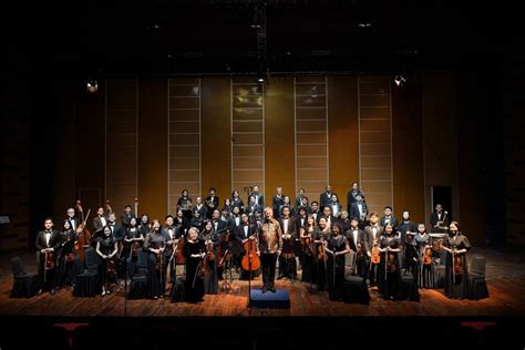  Nadin's Jakarta Symphony: A Melodic Mishap Turned Triumphant Comeback?