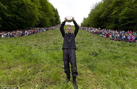 Willem Dafoe's Amsterdam Cheese-Rolling Extravaganza: A Triumph of Whimsy and Gouda Glory!